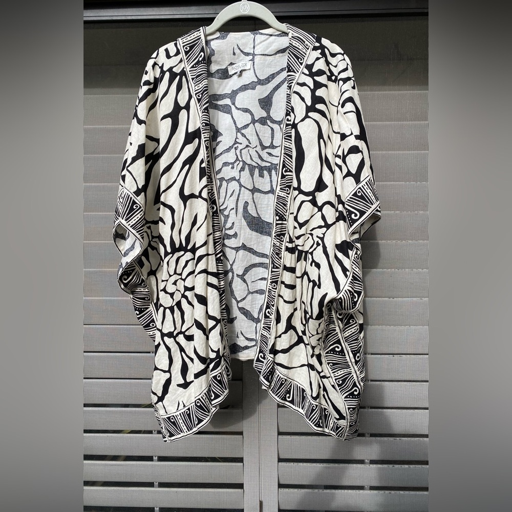 Rachel Roy Linen Blend Kimono